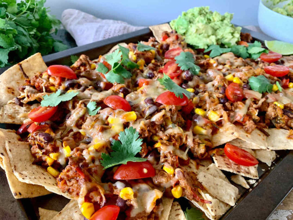 veggie_loaded_nachos_guacamole