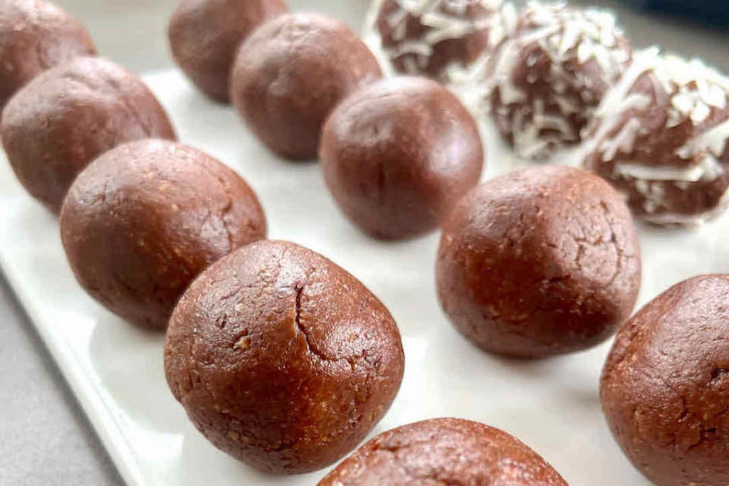 prebiotic_bliss_balls_03